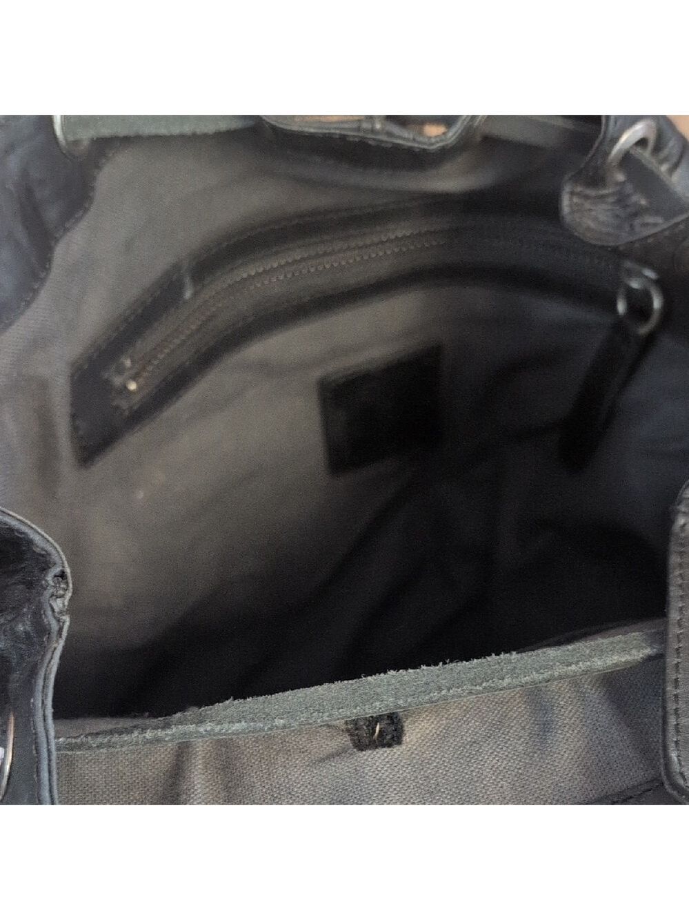 Frye Black Leather Buckled Zipper Back Vintage Rare Unisex Backpack -C192 - Picture 11 of 11